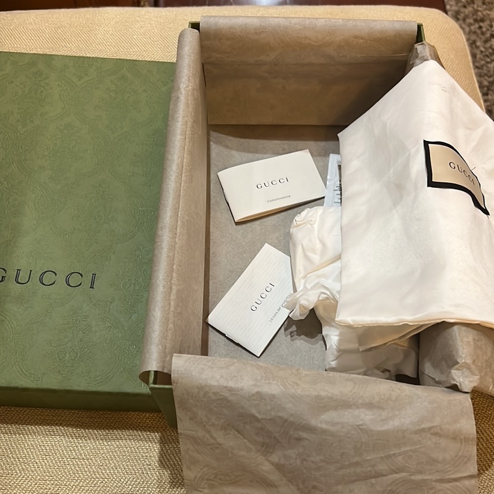 Gucci Empty Box With Tissue, Certificates And Dus… - image 3
